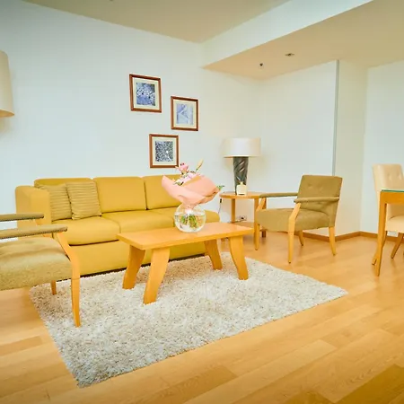 Astoria Hotel 4*