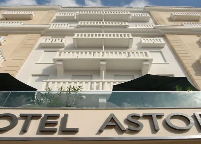 Hotel Astoria 4*