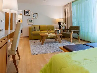 Luminor Astoria Designhotel 4*