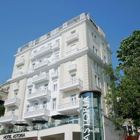 Hotel Astoria Designhotel 4*