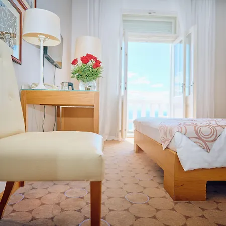 Hotel Astoria Designhotel 4*
