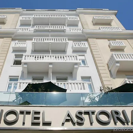 Luminor Astoria Designhotel