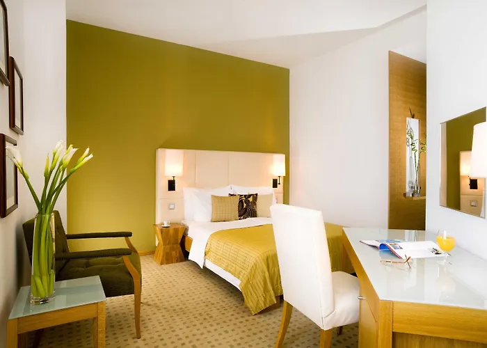 Astoria Отель 4*