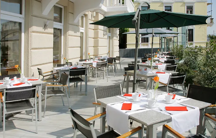 Astoria Hotell