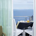 Astoria Hotel 4*